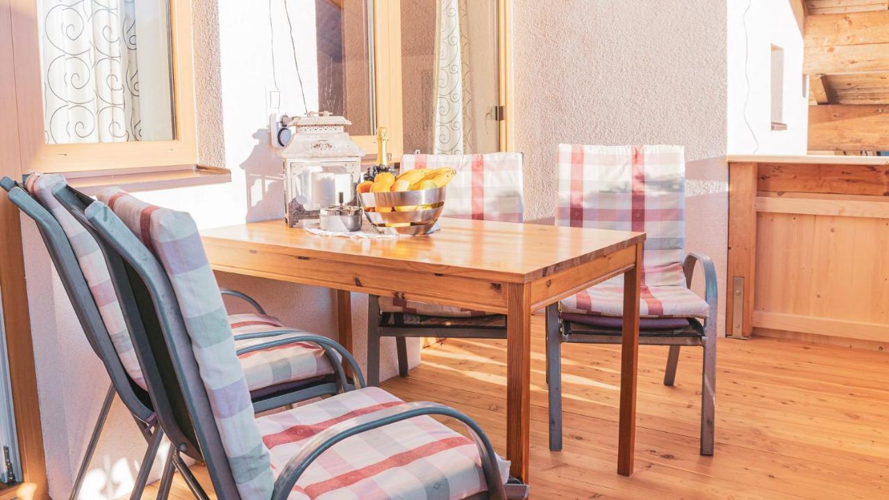 Stubaier Bauern Appartement Telfes im Stubai Eksteriør billede