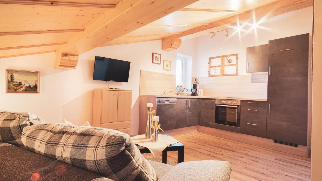 Stubaier Bauern Appartement Telfes im Stubai Eksteriør billede