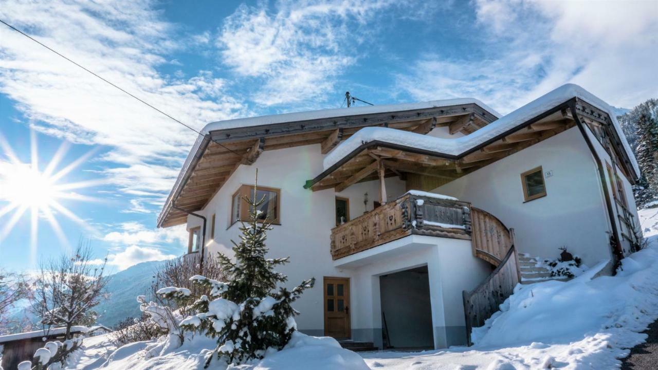 Stubaier Bauern Appartement Telfes im Stubai Eksteriør billede