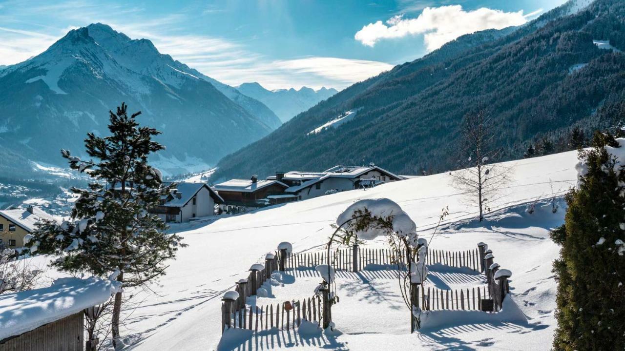 Stubaier Bauern Appartement Telfes im Stubai Eksteriør billede