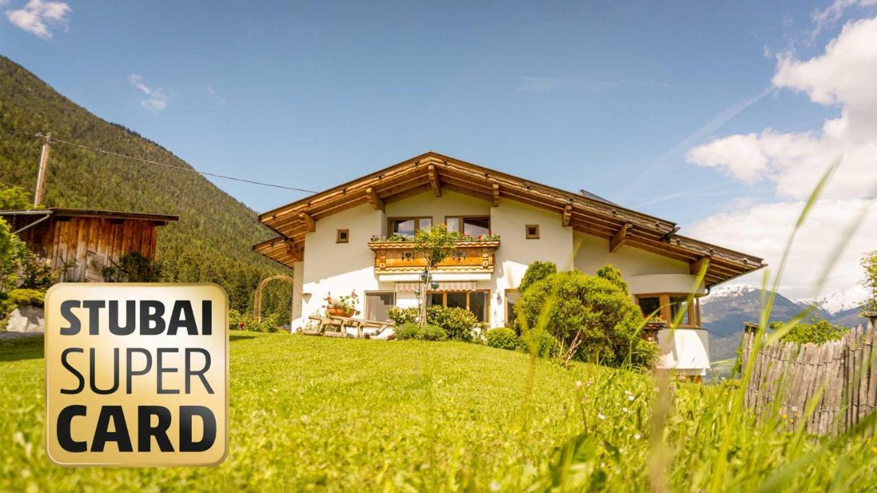 Stubaier Bauern Appartement Telfes im Stubai Eksteriør billede